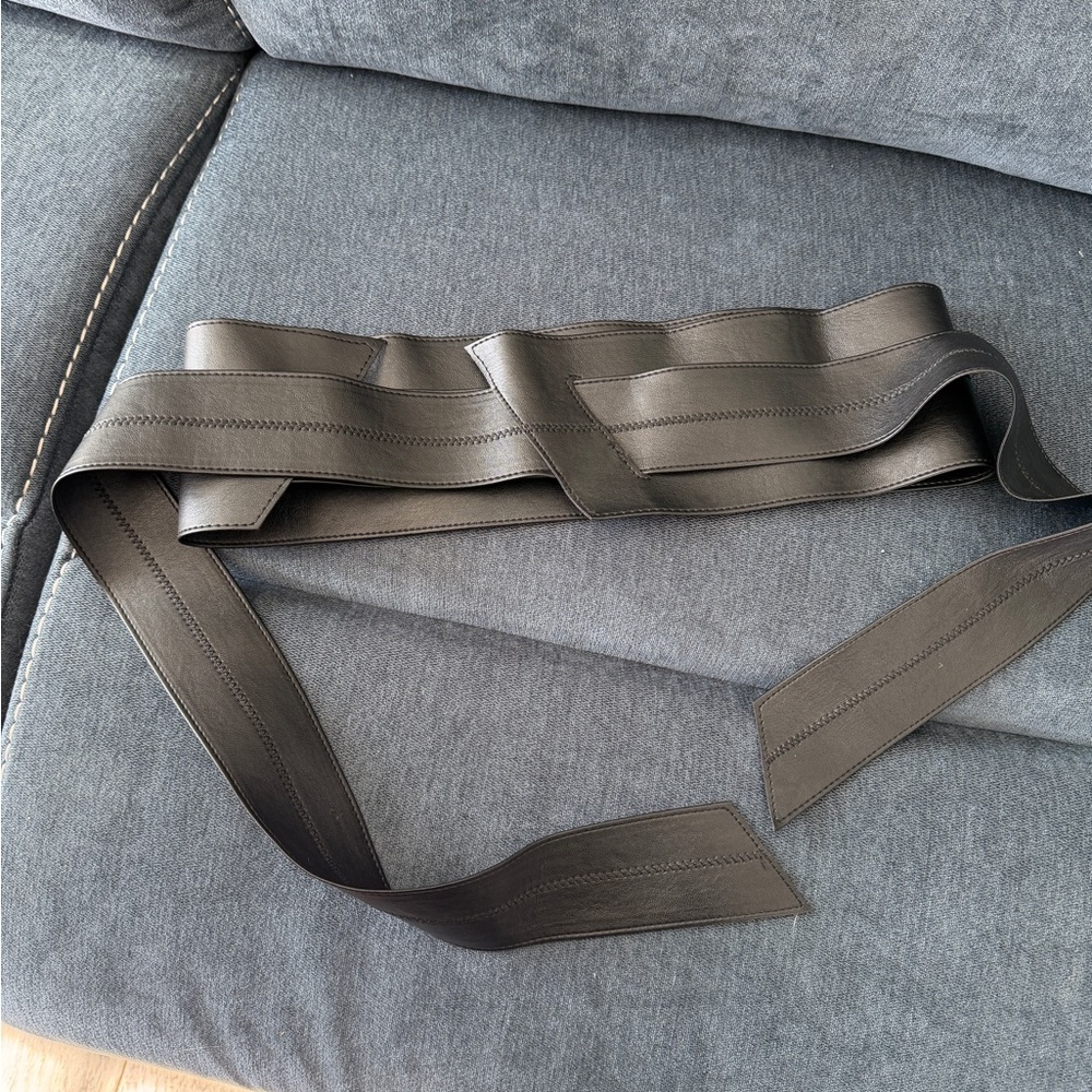 Black Leather Waist Belt
